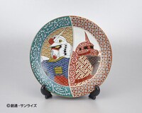 「九谷焼 7号皿 ガンダム×シャア専用ザク」