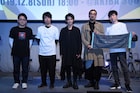 「ID:INVADED」新感覚のインスタレーション付き先行上映、津田健次郎が生演技披露