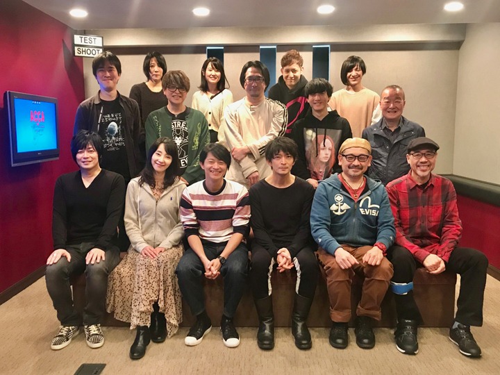 アフレコ時の集合写真。