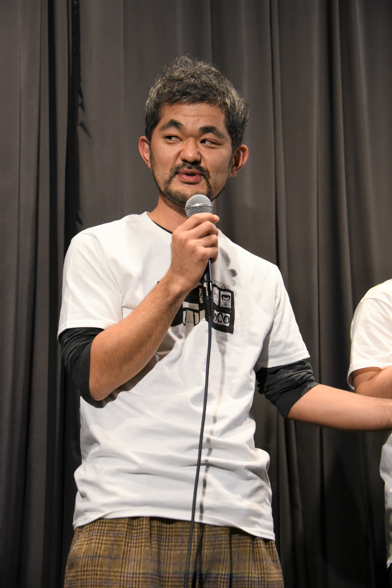 芹澤興人