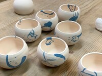 制作風景（雪に埋もれた食器シリーズ）