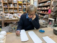 制作風景（雪に埋もれた食器シリーズ）