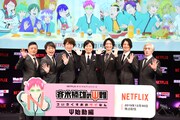 左から斉木國春役の岩田光央、斉木空助役の野島健児、燃堂力役の小野大輔、斉木楠雄役の神谷浩史、海藤瞬役の島崎信長、才虎芽斗吏役の松風雅也、桜井弘明監督。