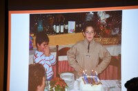 ペッペの幼少期（中央）。