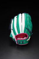 「ドラゴンボールZ 軟式野球グラブ」ピッコロモデル