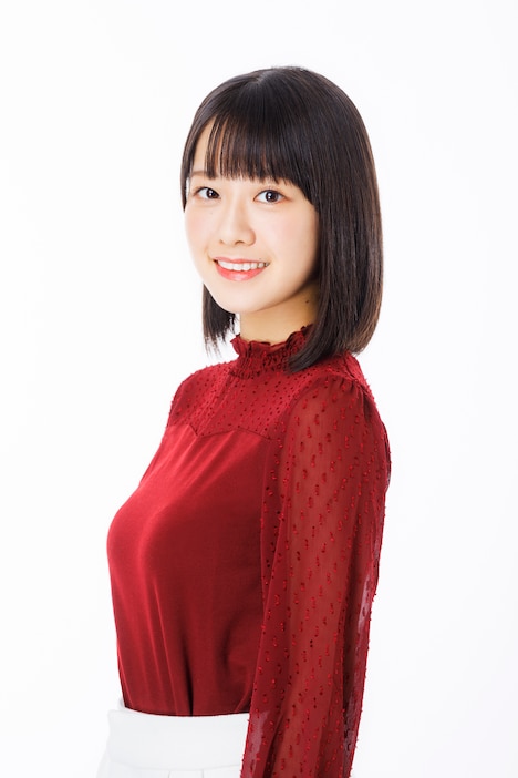 霧島ロミン役の楠木ともり。