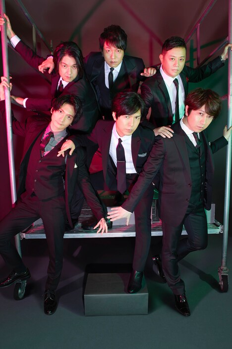 「斉木楠雄のΨ難 Ψ始動編」レスリー・キーによる撮り下ろし写真。