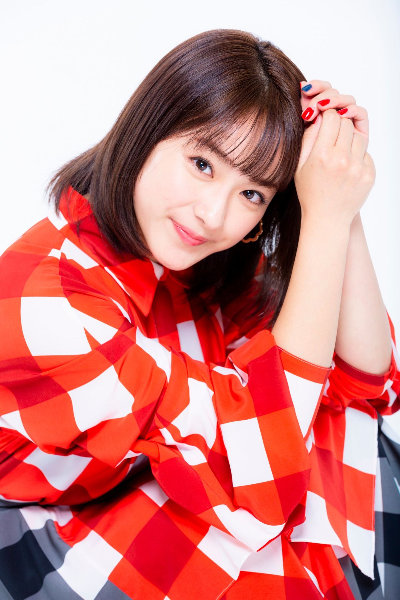 林アキコ役の平祐奈。