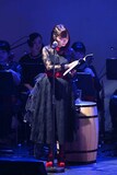 アスモデウス役の生田善子。