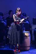 アスモデウス役の生田善子。