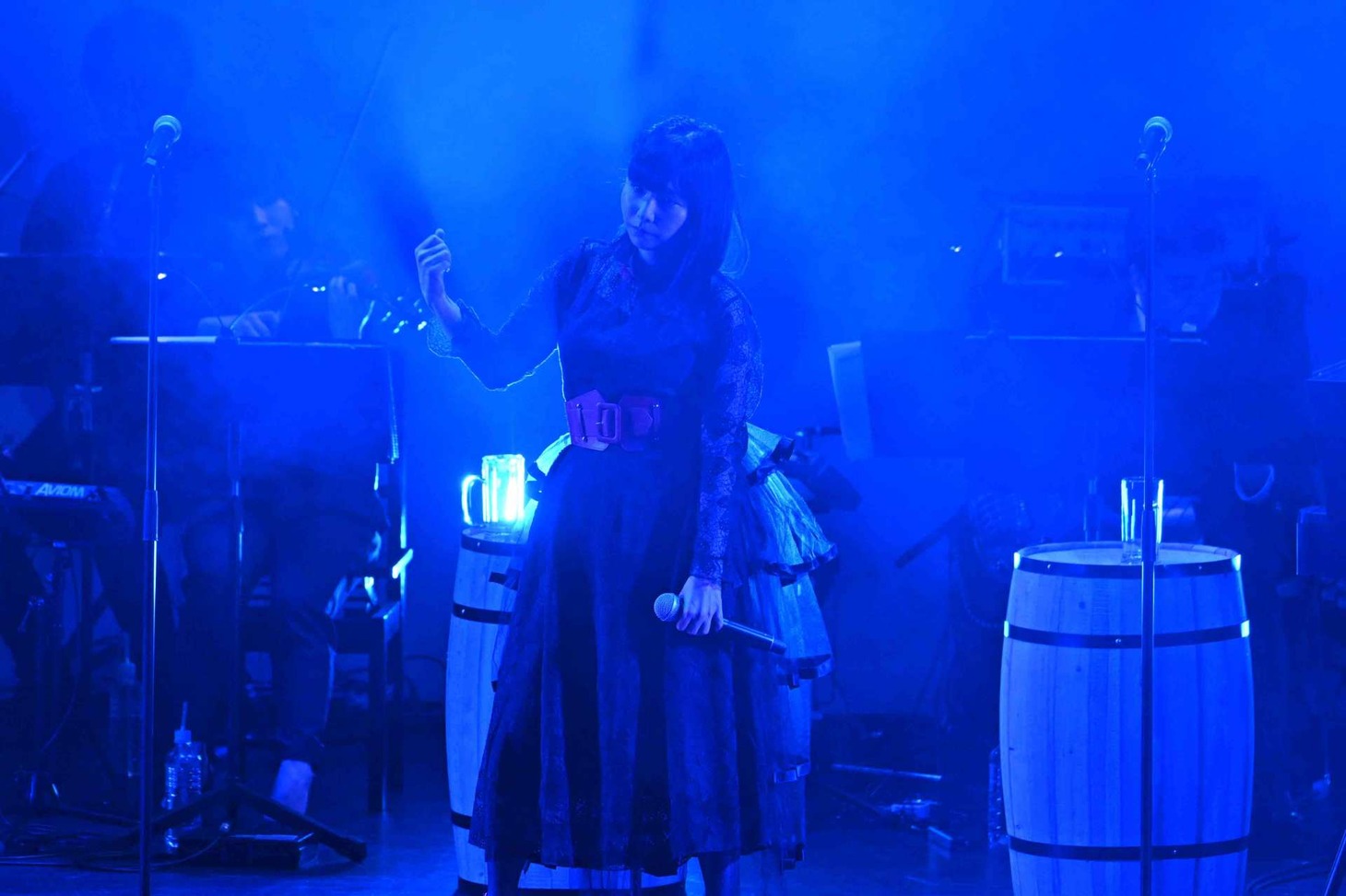 アスモデウス役の生田善子。