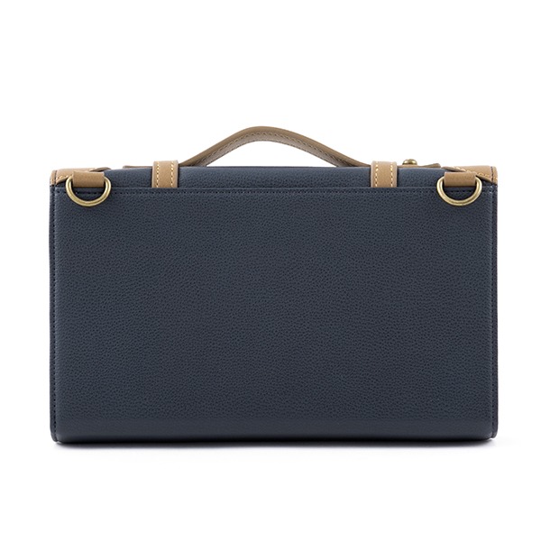 ドイツモデルのショルダーマルチケース。