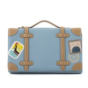 イタリアモデルのショルダーマルチケース。