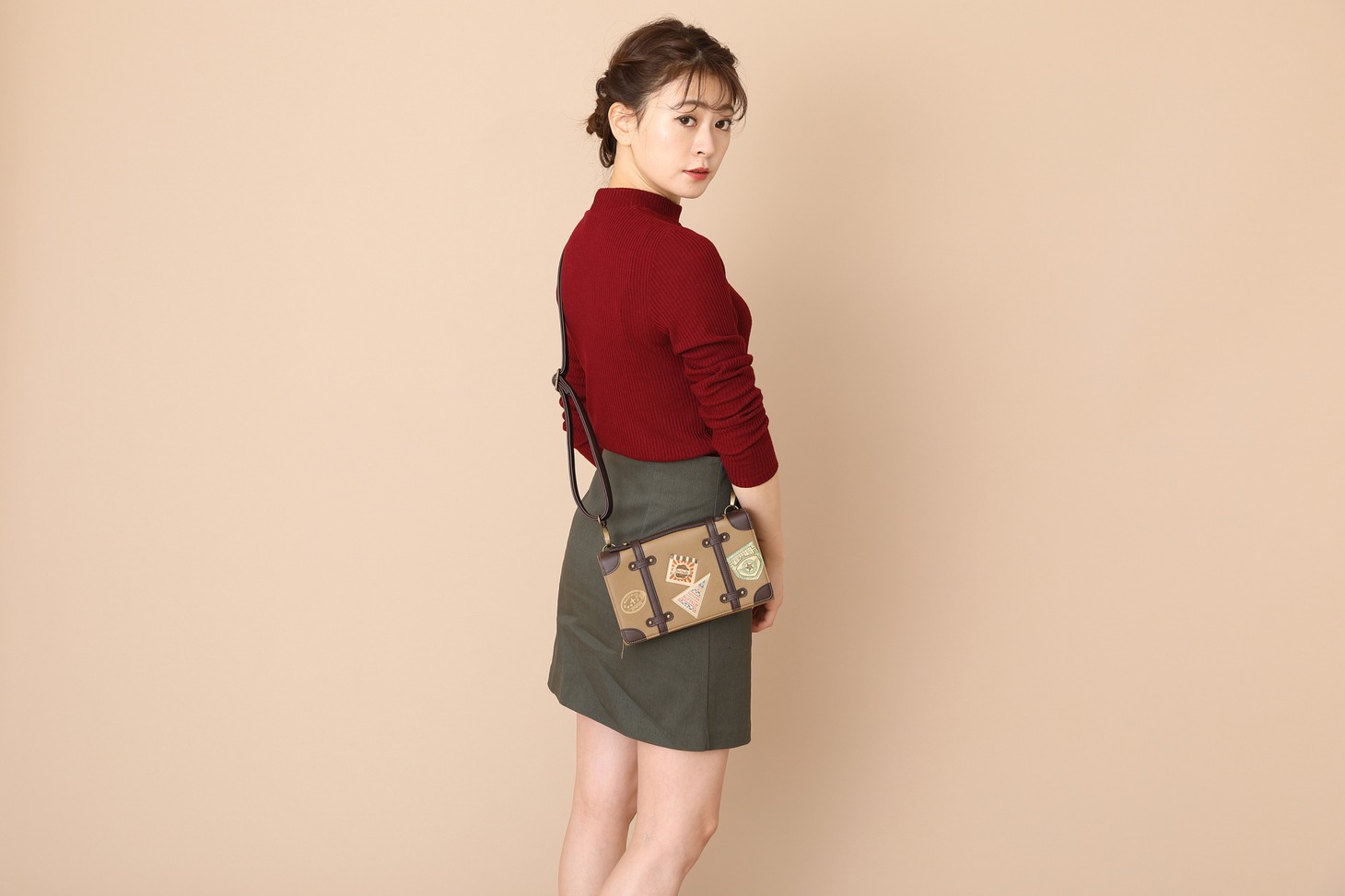 アメリカモデルのショルダーマルチケースの使用イメージ。