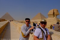 「ケンドーコバヤシ&野性爆弾くっきー！ JoJoジャーニー」より。