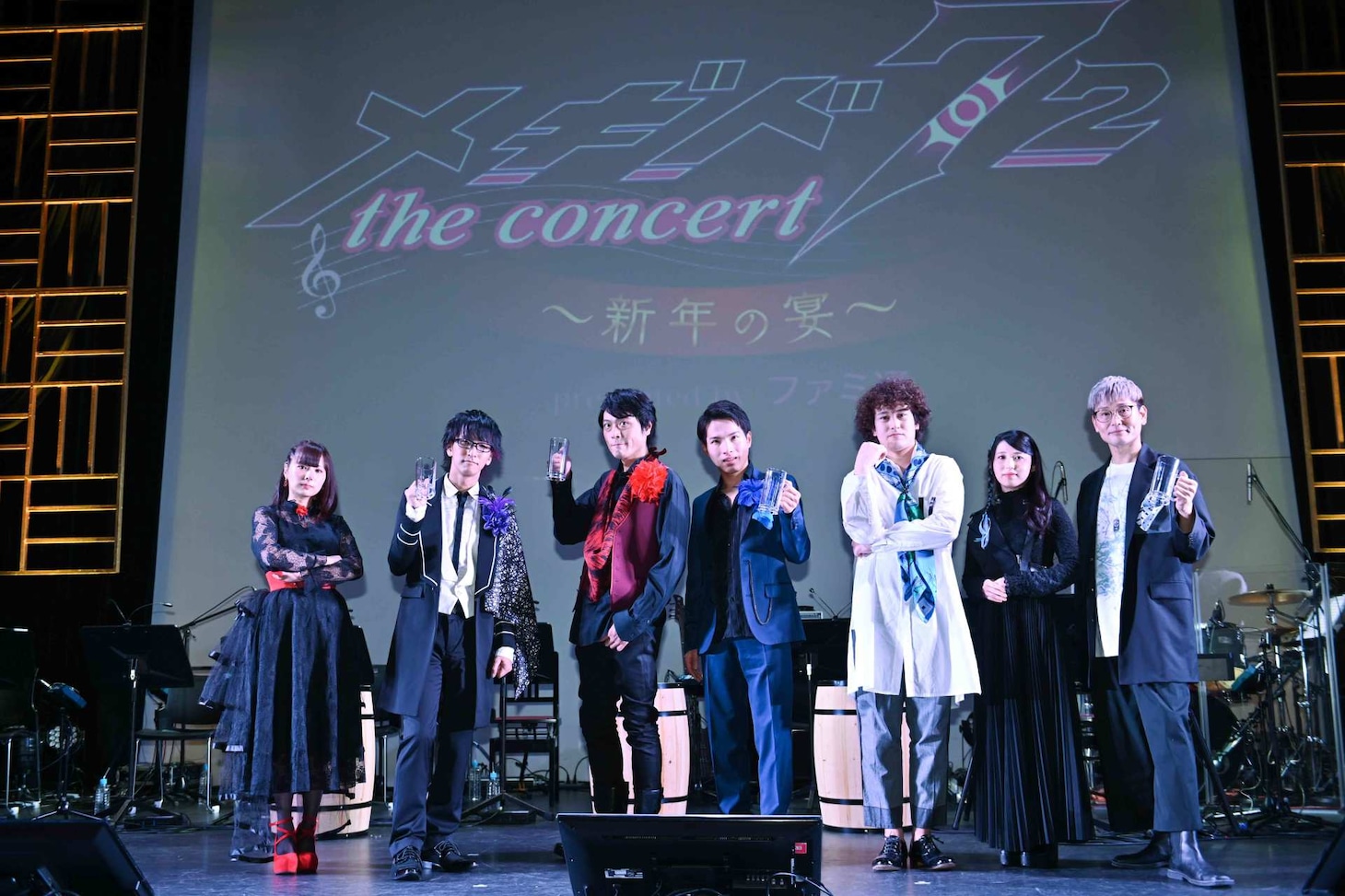 キャストの集合写真。左から生田善子、朝霧友陽、高橋広樹、鈴木裕斗、バトリ勝悟、関根明良、宮下栄治。