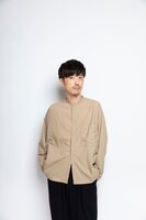 白崎役の櫻井孝宏。