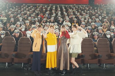 イベントの様子。左から種崎敦美、夏川椎菜、Lynn、久保ユリカ。