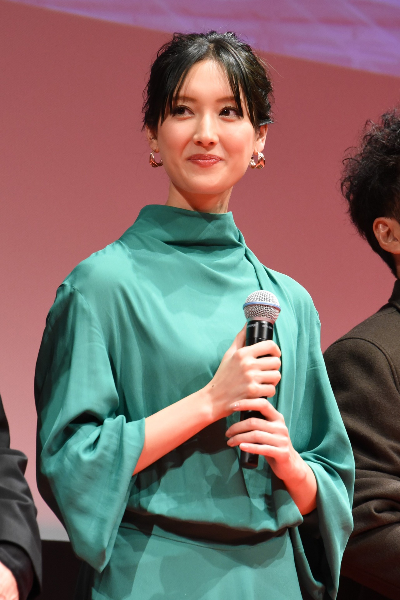 菜々緒