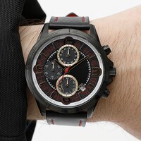 「フェイト・T・ハラオウン モデル 腕時計」着用イメージ