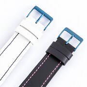 「高町なのは モデル 腕時計」のベルト。