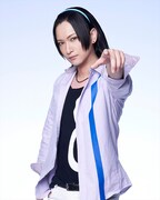 秋葉友佑扮する東堂尽八。