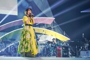 「リリカル☆ライブ」より、水樹奈々によるパフォーマンスの様子。写真：キングレコード提供​