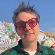 マイク・ヴァイオラ