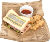 前期メニューの「新たな世界 バーベキューサンド」。