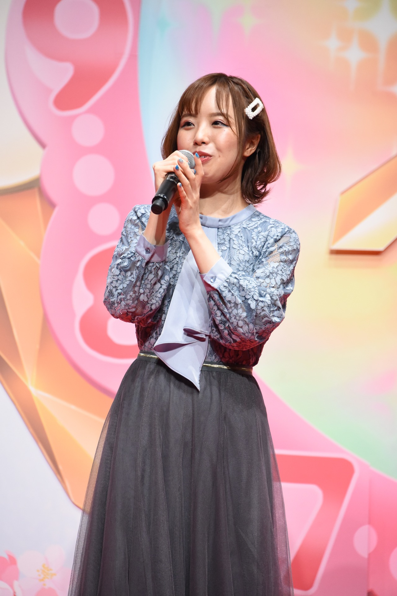 依田菜津