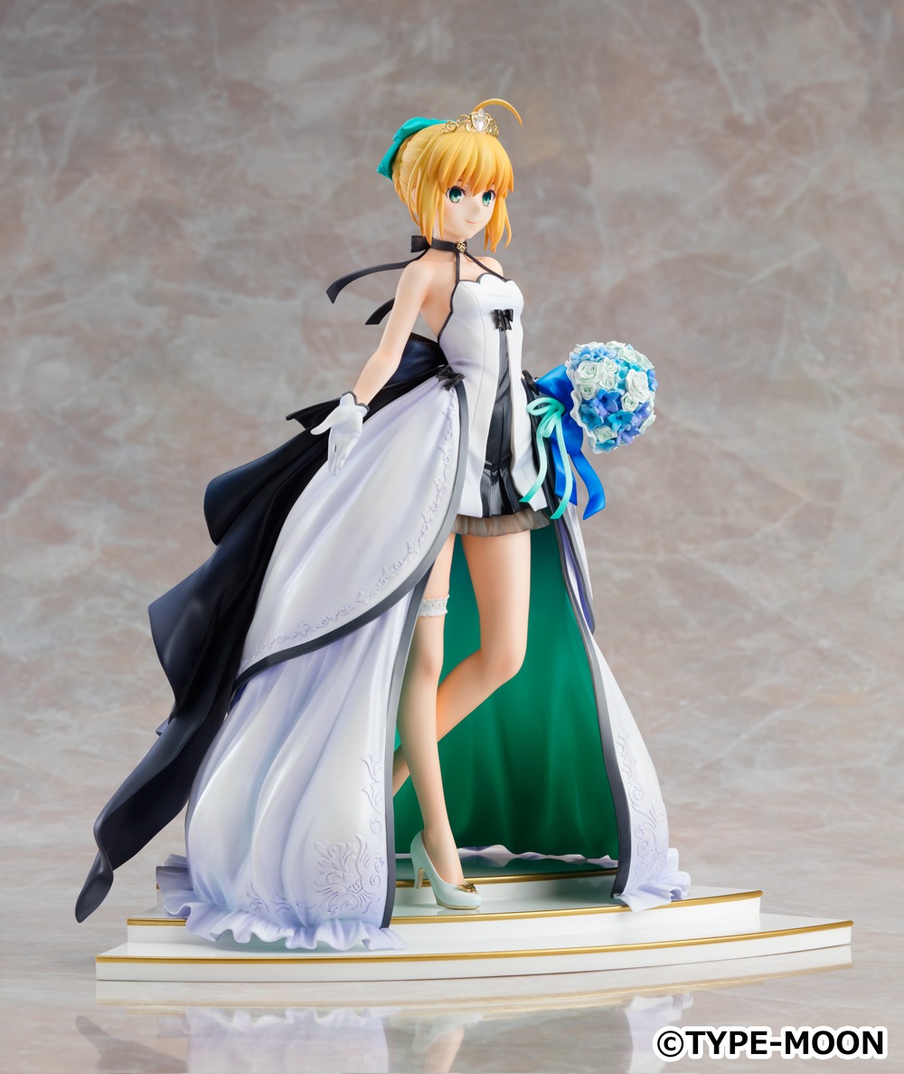 「セイバー ～15th Celebration Dress Ver.～」