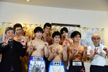 前列左から喜安浩平、滝澤諒、後藤恭路、松田凌、高木渉。後列左から塩田康平、滝川広大、高橋奎仁。