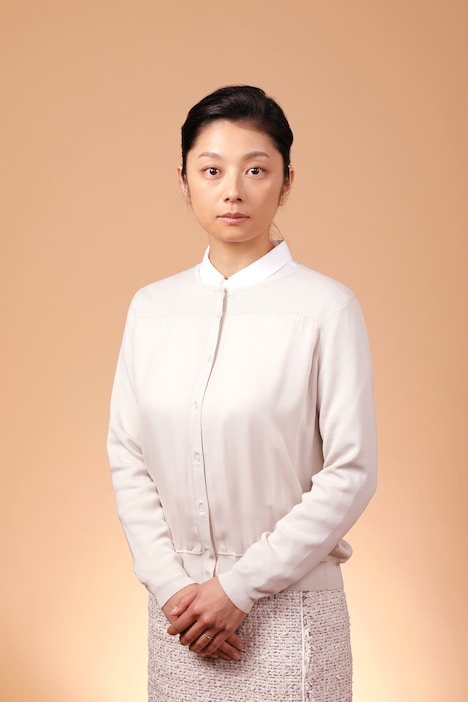 小池栄子扮するマグダラのマリア。原作「美食探偵-明智五郎-」東村アキコ(集英社「ココハナ」連載) (c)東村アキコ/集英社