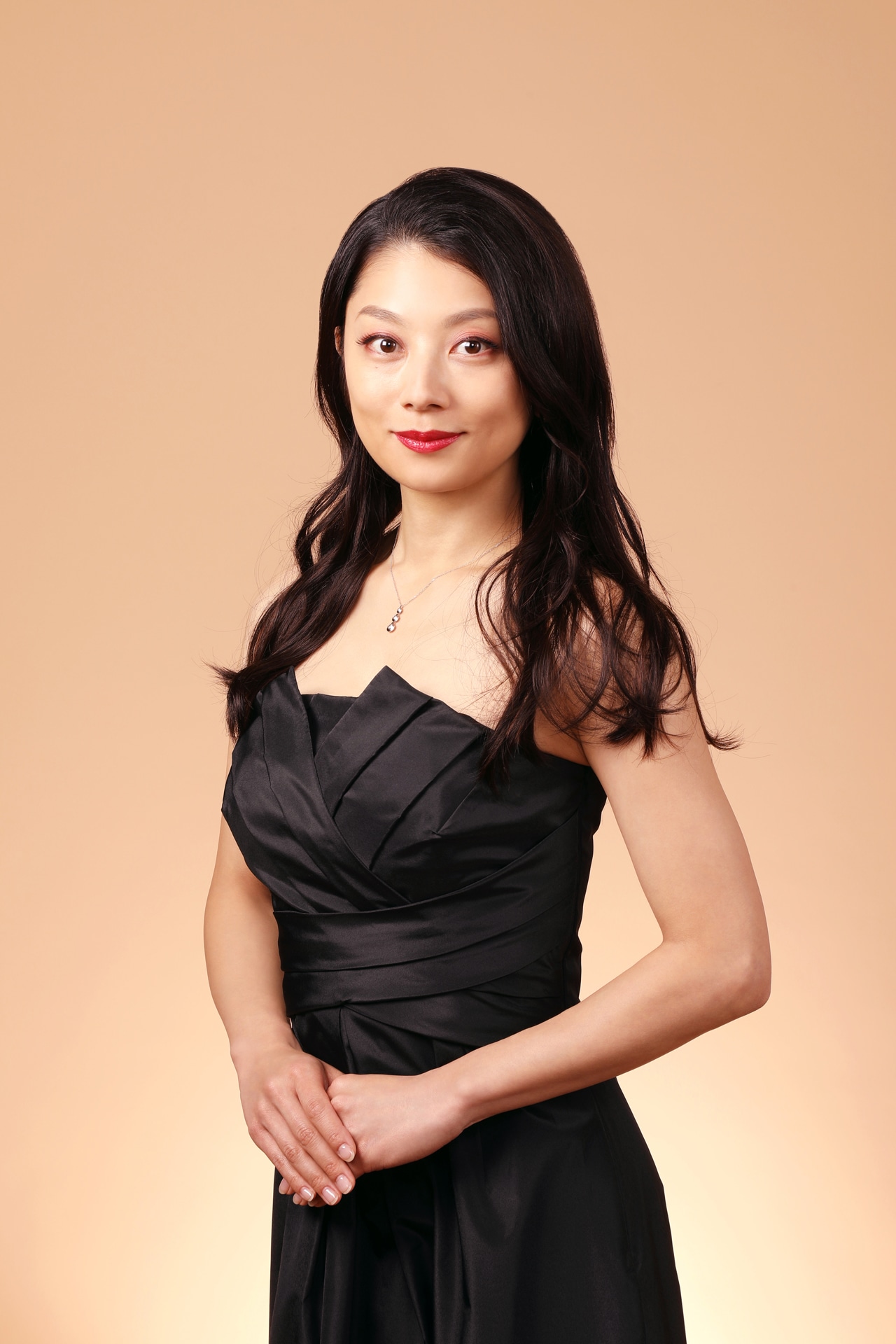 小池栄子扮するマグダラのマリア。原作「美食探偵－明智五郎－」東村アキコ（集英社「ココハナ」連載） (c)東村アキコ／集英社