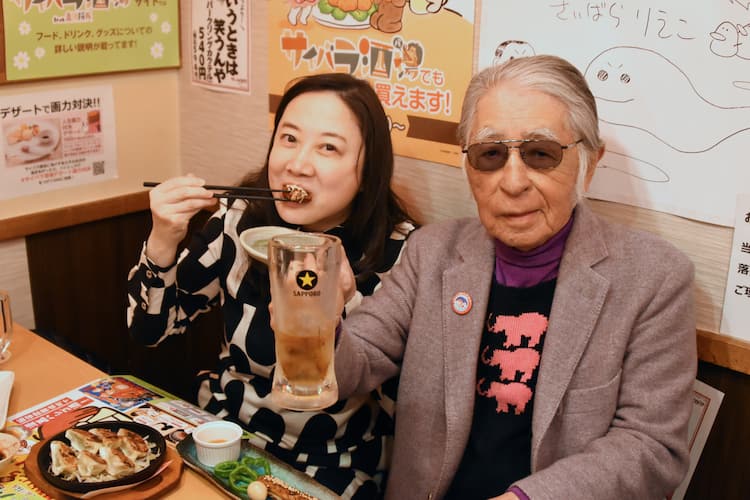 西原理恵子が藤子aと サイバラ酒場 に同伴出勤 ダーリンの留守に新しい男と イベントレポート コミックナタリー 西原理恵子が藤子aと サイバラ酒場 に同伴出勤 ダーリンの留守に新しい男と イベントレポート コミックナタリー