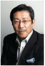 弘兼憲史（著者近影：白鳥真太郎）