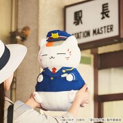 A賞の「駅長ニャンコ先生ぬいぐるみ」。