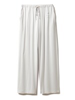 さくらももこの原画をモチーフにしたパンツ（ブルー）。