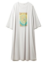 さくらももこの原画をモチーフにしたワンピース（ブルー）。