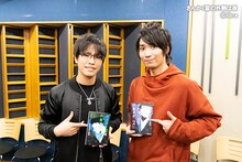 左から石谷春貴、坂泰斗。