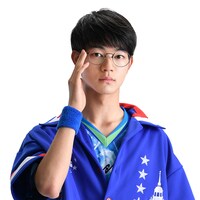 吉澤要人扮する伊藤俊介。