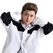 村田祐基扮する中村ジローラモ。