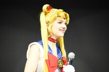 セーラームーン／月野うさぎに扮するエフゲニア・メドベージェワ。