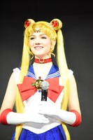 セーラームーン／月野うさぎに扮するエフゲニア・メドベージェワ。