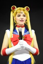 セーラームーン／月野うさぎに扮するエフゲニア・メドベージェワ。