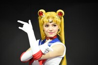 セーラームーン／月野うさぎに扮するエフゲニア・メドベージェワ。