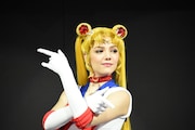 セーラームーン/月野うさぎに扮するエフゲニア・メドベージェワ。