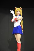 セーラームーン/月野うさぎに扮するエフゲニア・メドベージェワ。
