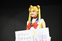 セーラームーン／月野うさぎに扮するエフゲニア・メドベージェワ。