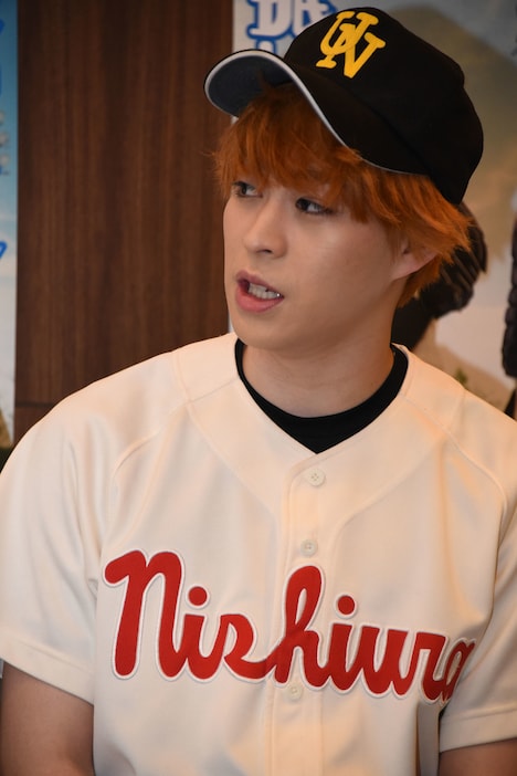 西銘駿扮する三橋廉。